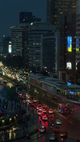 Malam minggu apa malam bantu aku nih guys ? 🤭 #fyp #mentahan #jakarta #kempinskijakarta #citylights 