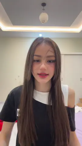 الصراحة مدري ايش كنت احس وقت رسمت على وجهي 🤦‍♀️😂😂