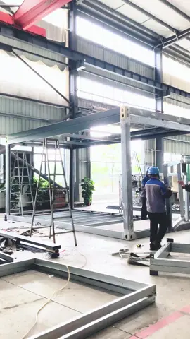 ⚡️ This luxury modular home was built in record time. #Construction #ContainerHome #ContainerHouse #CustomBuild #OEM