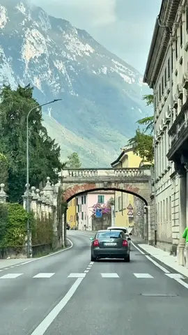 #lagodigarda #italy 🇮🇹#roadtrip #waleed🇮🇹 #2025 