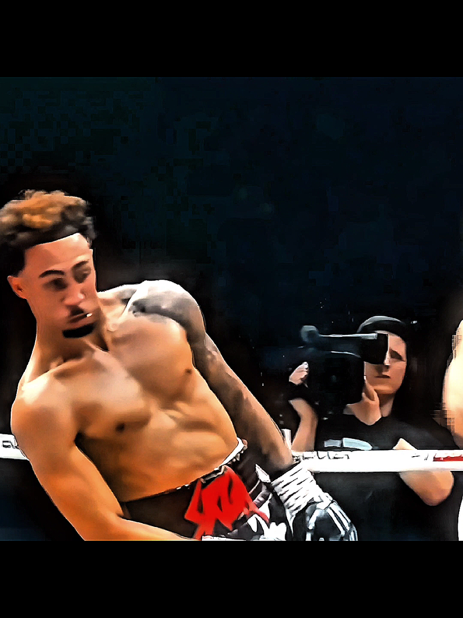 Bro turned the Octagon into a dance floor 💀  #Whittaker #UFC  #edit #4k #MMA 