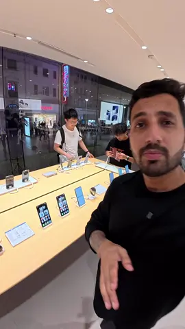 iPhone KO naste me khata Hai ye🥀🌍#travelvlog #extremeplaces #china #huwawi #fyp 