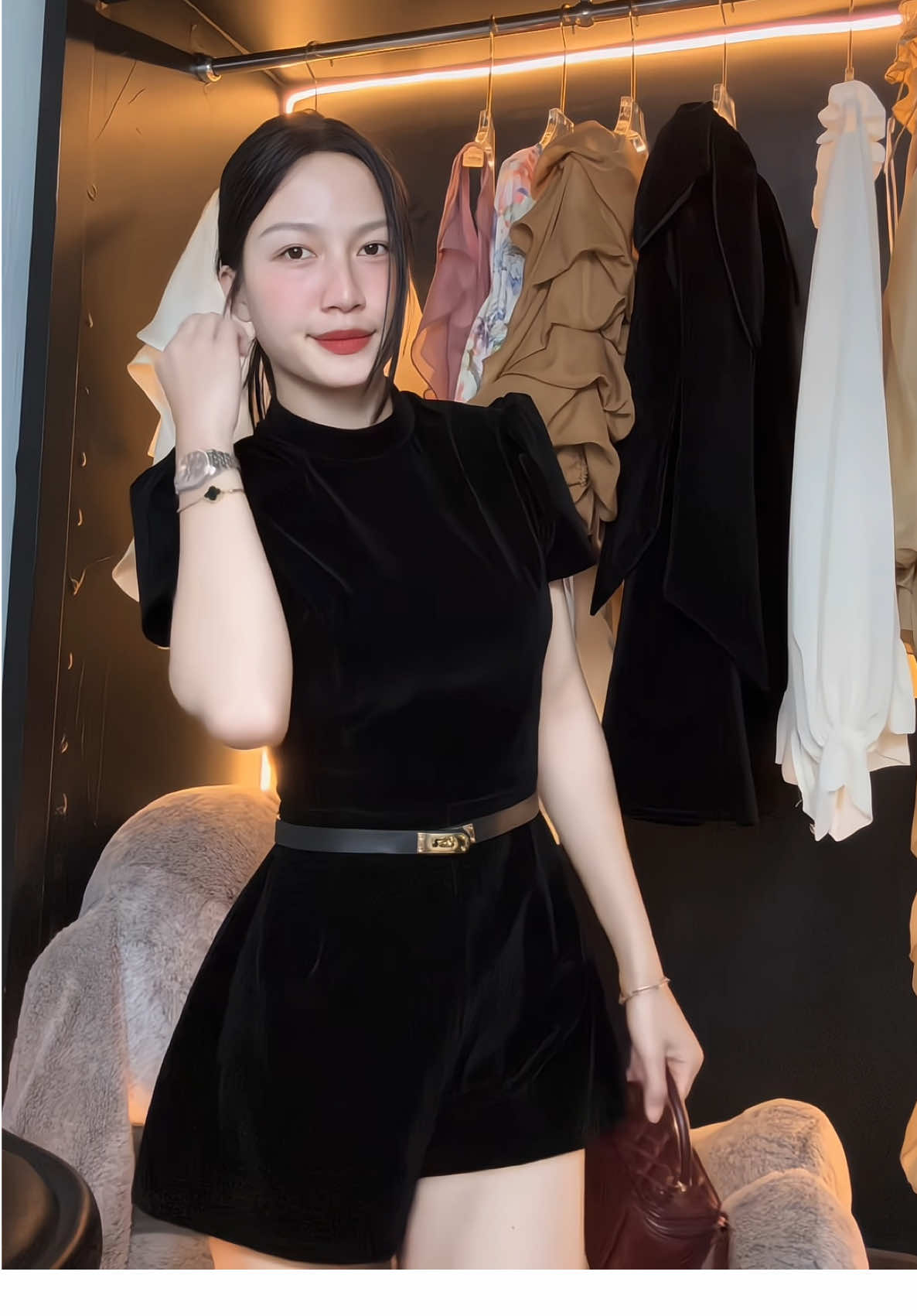 Set jum tay bồng , tối nay vô săn live nhe các chị iu#thoitrangnu #thoitrang #review #deppxinhh #vaynhung 