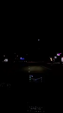 Giữa bóng đêm anh chưa thể ngủ được vì nổi nhớ em vu vơ bất thường ... #nhactamtrang #foryou #laixe #xuhuongtiktok #nhacchil 