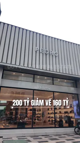 - Siêu phẩm góc 2 mặt tiền Nguyễn Trãi Quận 1. - Đ/c : 91 Nguyễn Trãi, P.Bến Thành,  Quận 1 - Diện tích 9.5m x  21.5m. - Công nhận 166m2. - Kết cấu Trệt - lầu. - HĐT 320 triệu/tháng - Giá bán 200 tỷ về 160 tỷ 📞 Liên hệ để gặp và thương lượng chính chủ: 0337755566 (Duy Nguyen Real Estate) #bds #bdshcm #duynguyenrealestate #nhaphosaigon 