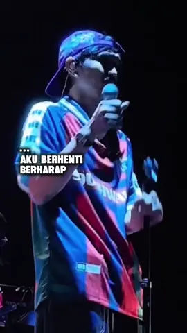 BERHENTI BERHARAP #berhentiberharap #sheilaon7 #dutasheilaon7 #laguviraltiktok #musikviraltiktok 