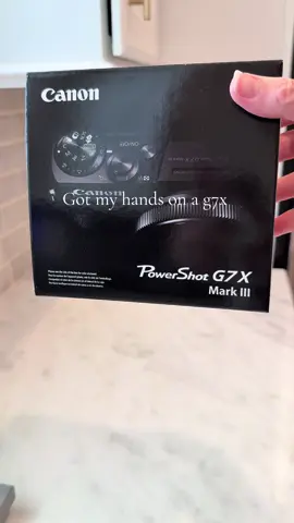 Prepare to be sick of me. It’s like Christmas morning for mama 😍#canong7x 