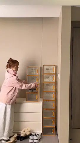 Hộp đựng giầy dép trang trí nhà cửa giá rẻ tiện ích màu sắc đẹp . Follow kênh để nhận những video sản phẩm hiện đại giá rẻ nhé #dogiadungtienich #dogiadungthongminh #dogiadungtrongnha #dogiadung #xuhuong 