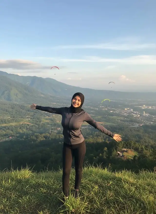 Bagian 17 | Kesini Lagi, Wisata Para Layang Kota Batu.💃💃 #paralayang #paralayangbatumalang #kotabatu #kotamalang #fyp 