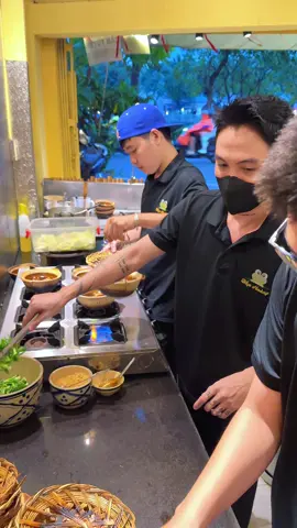 @Beoo Minh đã trải qua những chuyện gì ở Bếp Hoàng ? #bếp_hoàng @Hoàng Sep 