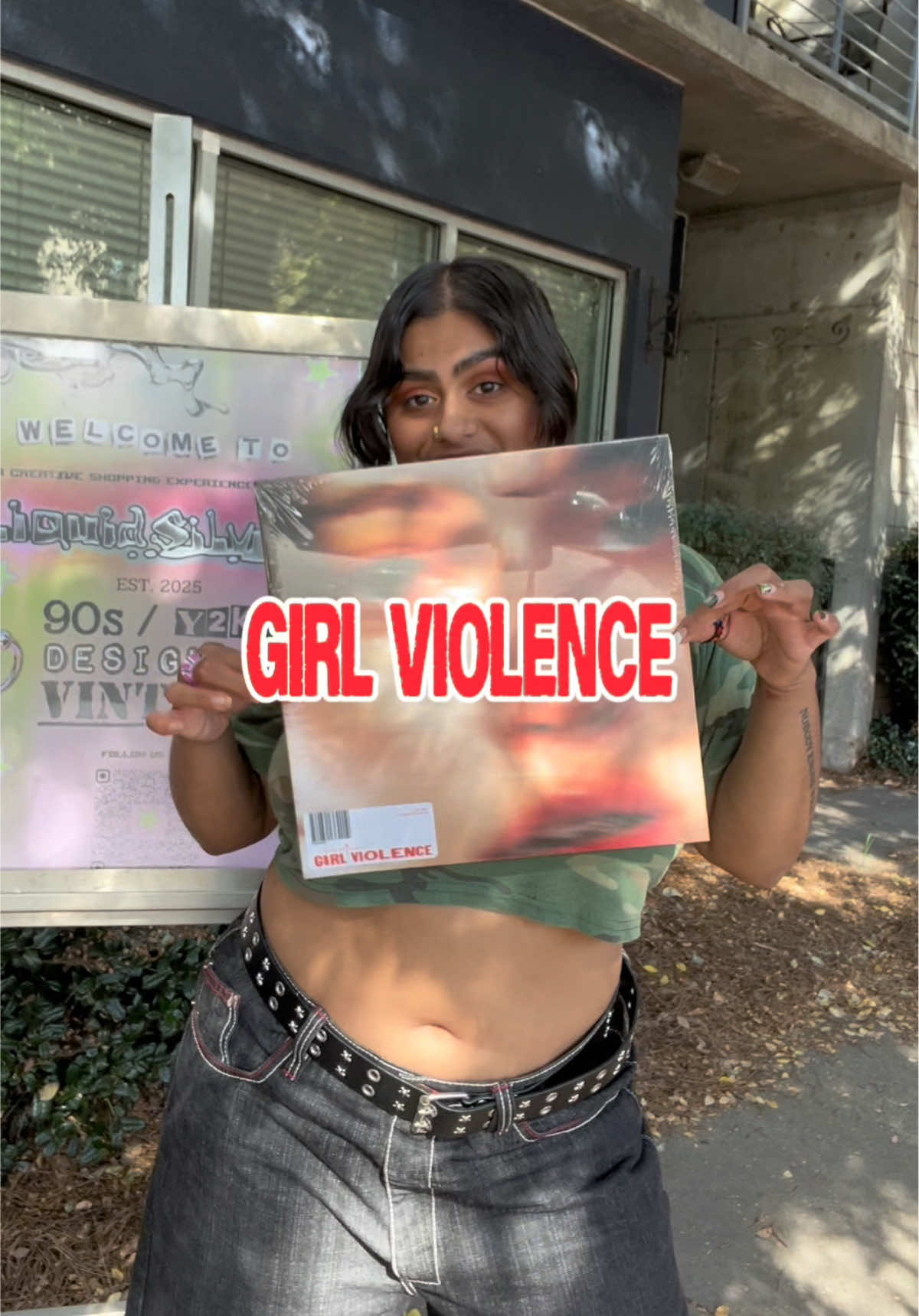 ATL @KingPrincess69 fans !!!! there’s  a king princess vinyl + merch hidden somewhere in Liquid Silver and you can come hunt for it this saturday, oct 25th! today only!!! if you already have tickets, you now have a mission 🕵🏼‍♀️ be the first one to find these items and bring it to her show the next day to get them signed! ༻¨*:·. GOOD LUCK BABES & HAVE FUN AT THE GIRL VIOLENCE TOUR ⭐️💔 #kingprincess #atlanta #vintagestore #hiddengems #indiemusic 