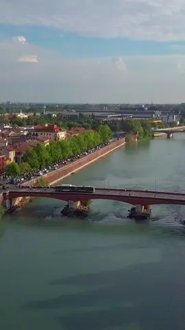 Verona, Italy – Where History Meets Romance 💞🇮🇹 Verona, Italy is one of the most enchanting cities in northern Italy, known for its ancient Roman Arena, beautiful piazzas, and Juliet’s iconic balcony. Stroll through its historic streets, cross the Adige River, and feel the timeless charm that makes Verona a city of love and culture. #verona #italy #travel #dronevideo #italiaamoremio 