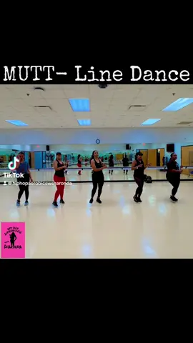 Mutt Line Dance #hiphopaerobicswithsharonda #linedancersoftiktok #muttleonthomas #Fitness #challenges_tiktok 