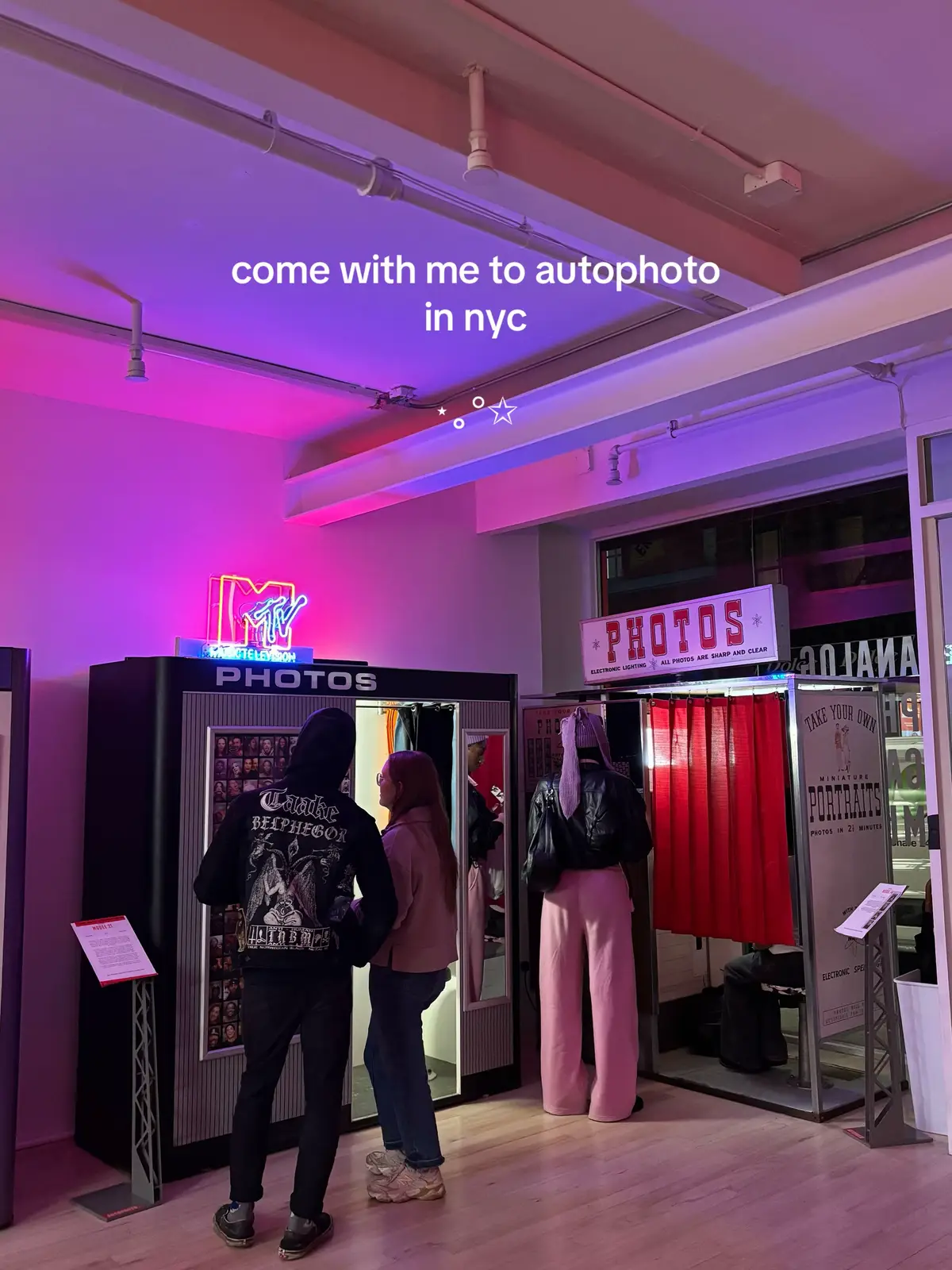 this is your sign to go to @AUTOPHOTO in nyc!!! #nycthingstodo #photobooth 