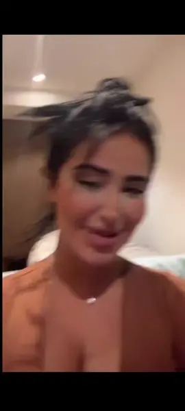 Donia somrani live tal7es bachoula  #تونس #doniasomrani #دنيا_سمراني #telegramdoniasomrani #voucel 