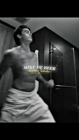 he is legit the perfect fc to exist and noone can tell me otherwise 🕺💨 #mikedebeer #nikolaisokolov #legacyofgods #rinakent #BookTok #fyp #romance #darkromance #brandonking #godoffury #mafiaromance #darkromance #funny #fancast #mikedebeeredits #nikolaisokolovedit 