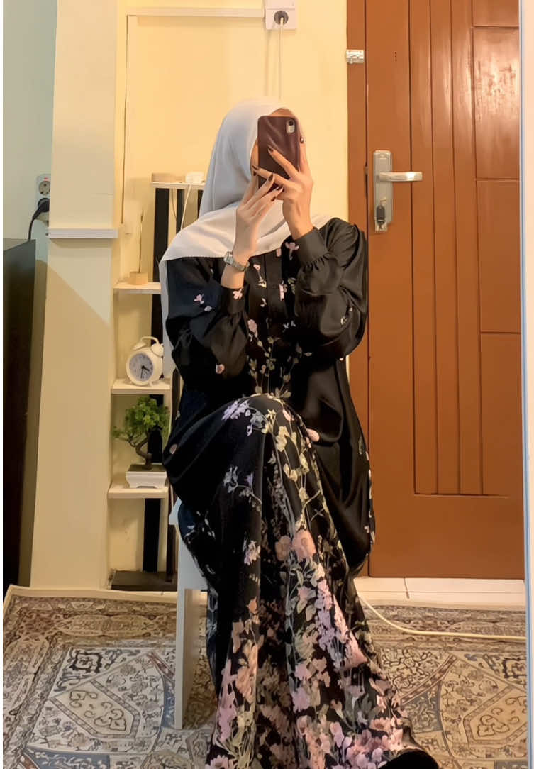 Masyaallah cantik kaliii Dress iniii 🥹🖤 Sangat Elegant 😍 #Dress #gamis #dresscantik 