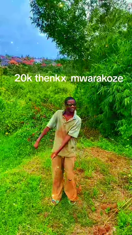 #uteye ubusambo kupekupe #vincet eazy #dance Rwanda #everyone 