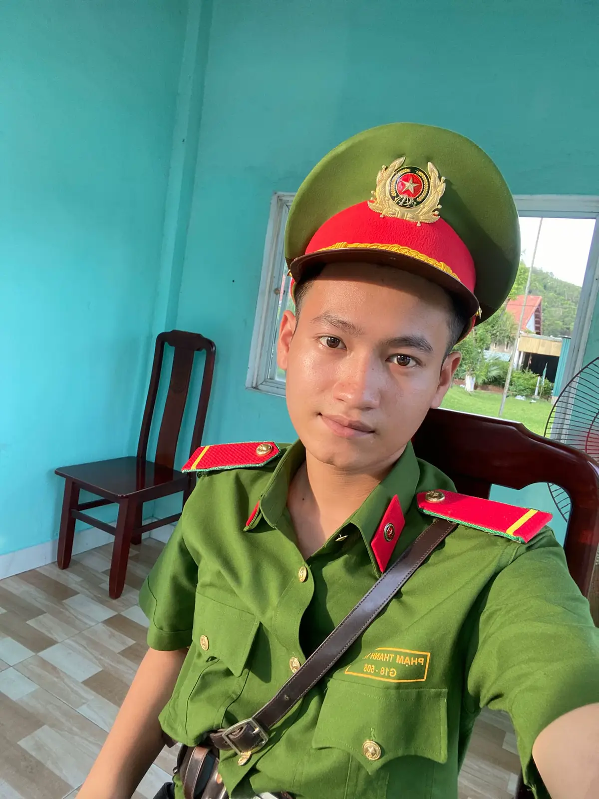 Đường còn dài …