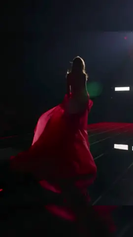 Angles ✨💃 #victoriassecret  #VS2025 #bellahadid #alexconsani #model 