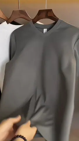 kaos polos v-neck bahan adem nyaman dipakai seharian #kaosvneck #kaospriawanita #kaospolos #kaoslenganpendek 