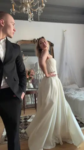 @𝗠𝗘𝗟𝗘𝗫 💐🤫