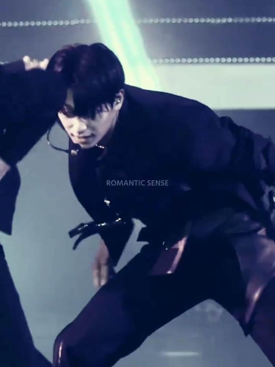 팔소매 걷어 올릴때 핏줄...하 #juyeon #이주연 