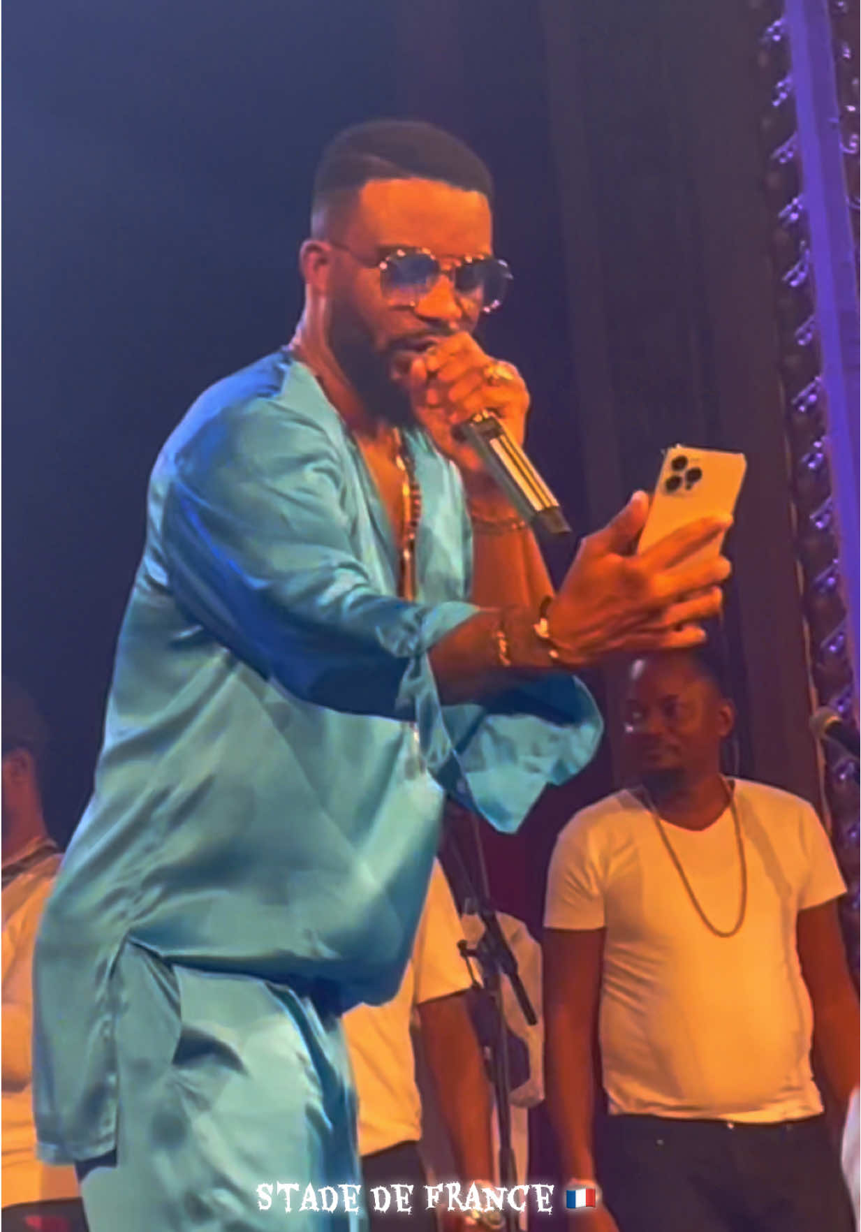 @fallyipupa concert stade de France 🇫🇷 kaka boye🥰👊🏽✊🏽⚔️🦅