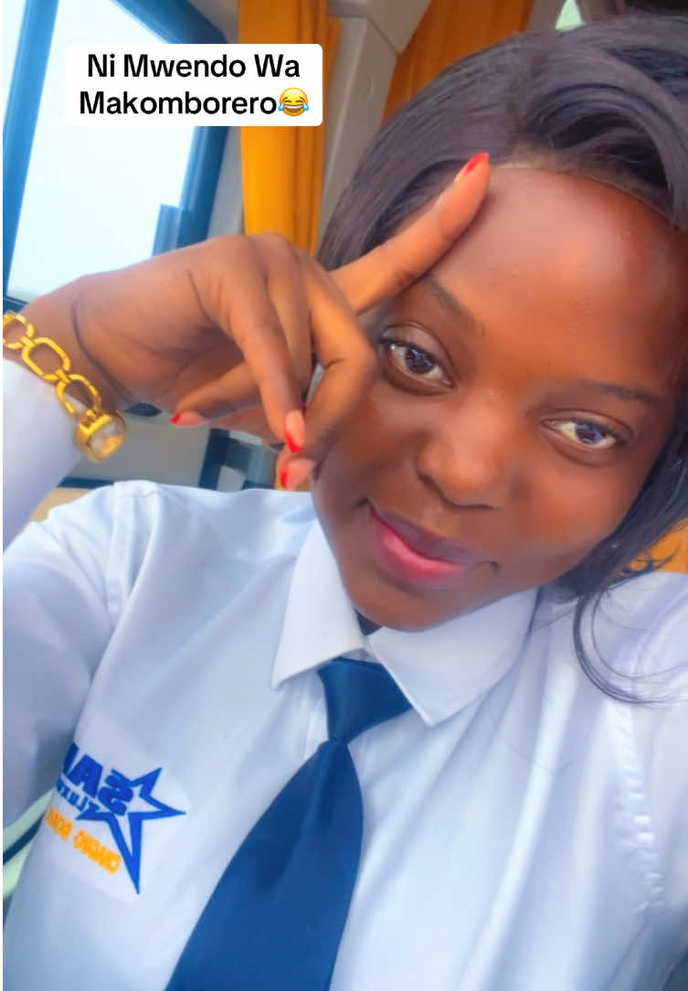 Ni Mwendo Wa Makomborero  Kila Mtu Lazima Aonje Kikombe😂