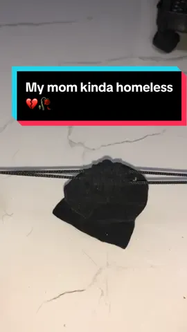 My mom kinda homeless💔🥀#fffyyyppp🔥🔥🔥 #zbcxya #mymomiskindahomless #speedineedthis #meme 