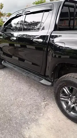 Masih Ready ya boss ku 😊 Hilux DC Rocco G MT 2021  Siap Cash Dan Juga Kredit 😁👌 #mobilbekaspontianak #jualbelimobilkalbar  #jualbelimobilbekaspontiak  #hilux4x4  #toyota 