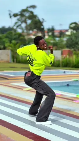 Please don't 🤙📞  rate this out of your beauty 🥰💋DC: @@016_Movers💃🏼  #tiktoknigeria🇳🇬 #tiktokghana🇬🇭 #fyppppppppppppppppppppppp #zayrababy2💙🦋 #blues 