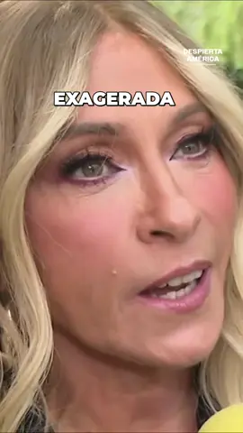 😄❤️@oficialyuri como cualquier mamá le exige a su hija darlo todo en la escuela 👩🏻‍🎓✨ @despiertamericatiktok, de lunes a viernes 7A/6C por @univision #Familia #Camila #Clippeo