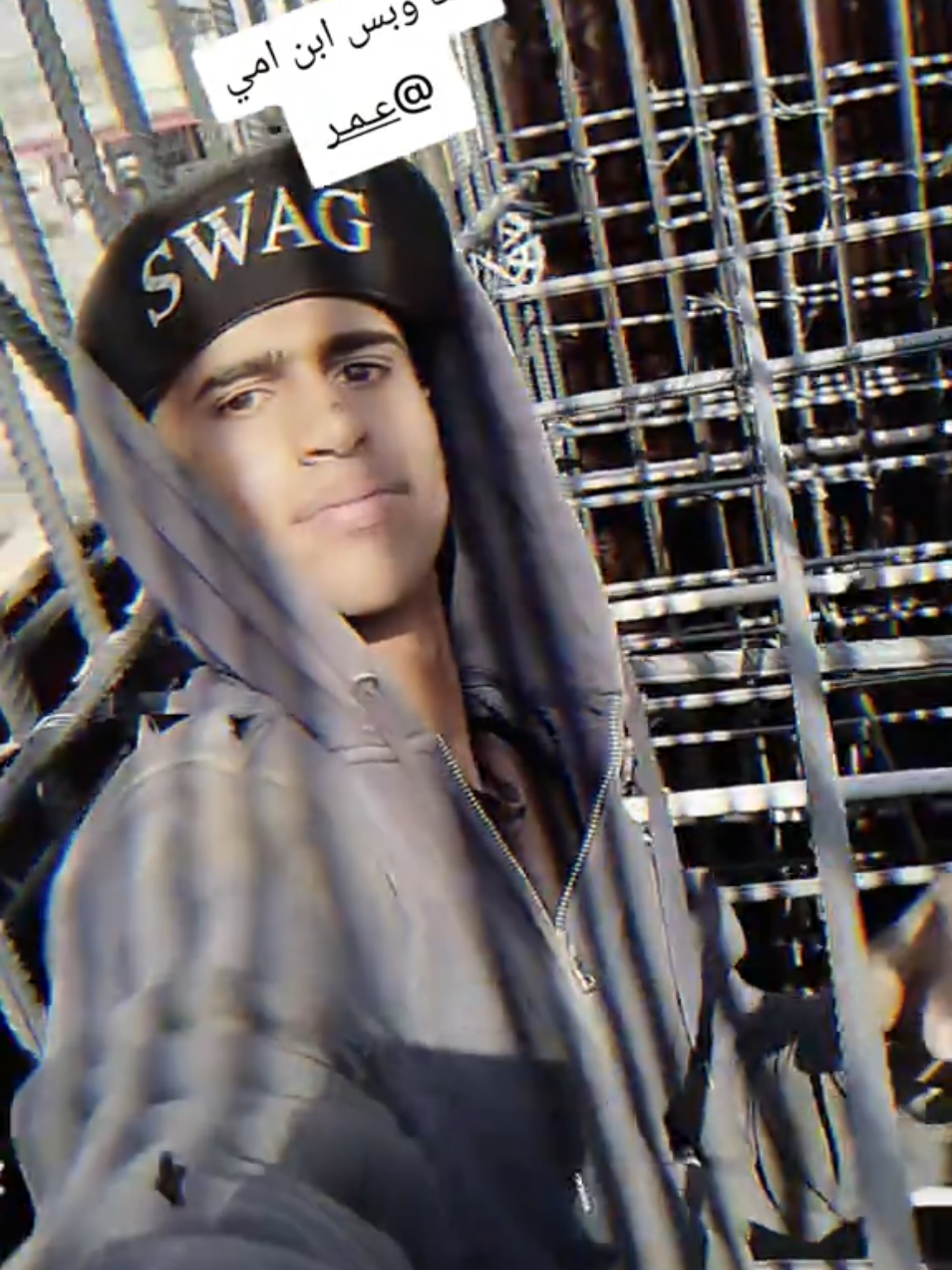 #حمودي @عـمـر #شغل #اخوي #نجاره #مالي_خلق_احط_هاشتاقات 