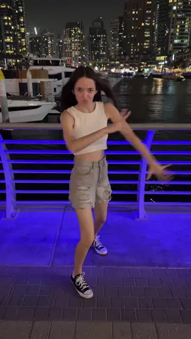 Полный дыкындыщ, а в голове песня 99 ночей😎В конце не пугайтесь😂Узнали где я?🤔