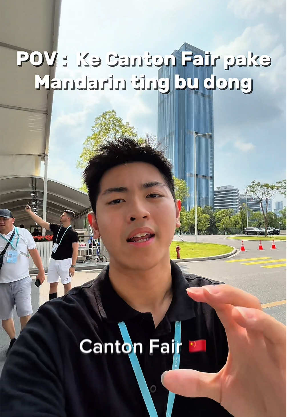 Mandarin minus ketemu sama inggris minus jadinya begini deh 😭 BTW jangan lupa pake kode “GOVISAXDEVIN” di @GoVisa | Jasa Visa biar bikin visa kalian makin murah #china #chinese #chinalife #devinsangpetualang #chinatown 