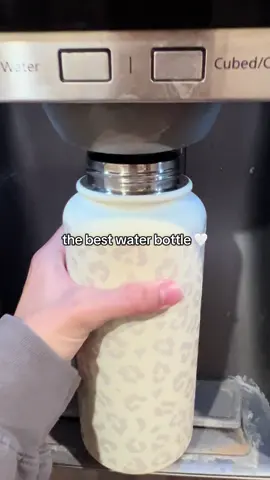 I loveeee #water #bottle #giftidea #fyp 