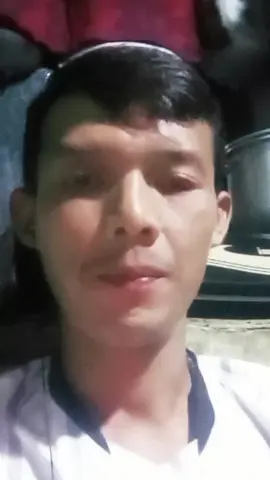 Taman nya penuh bunga,,