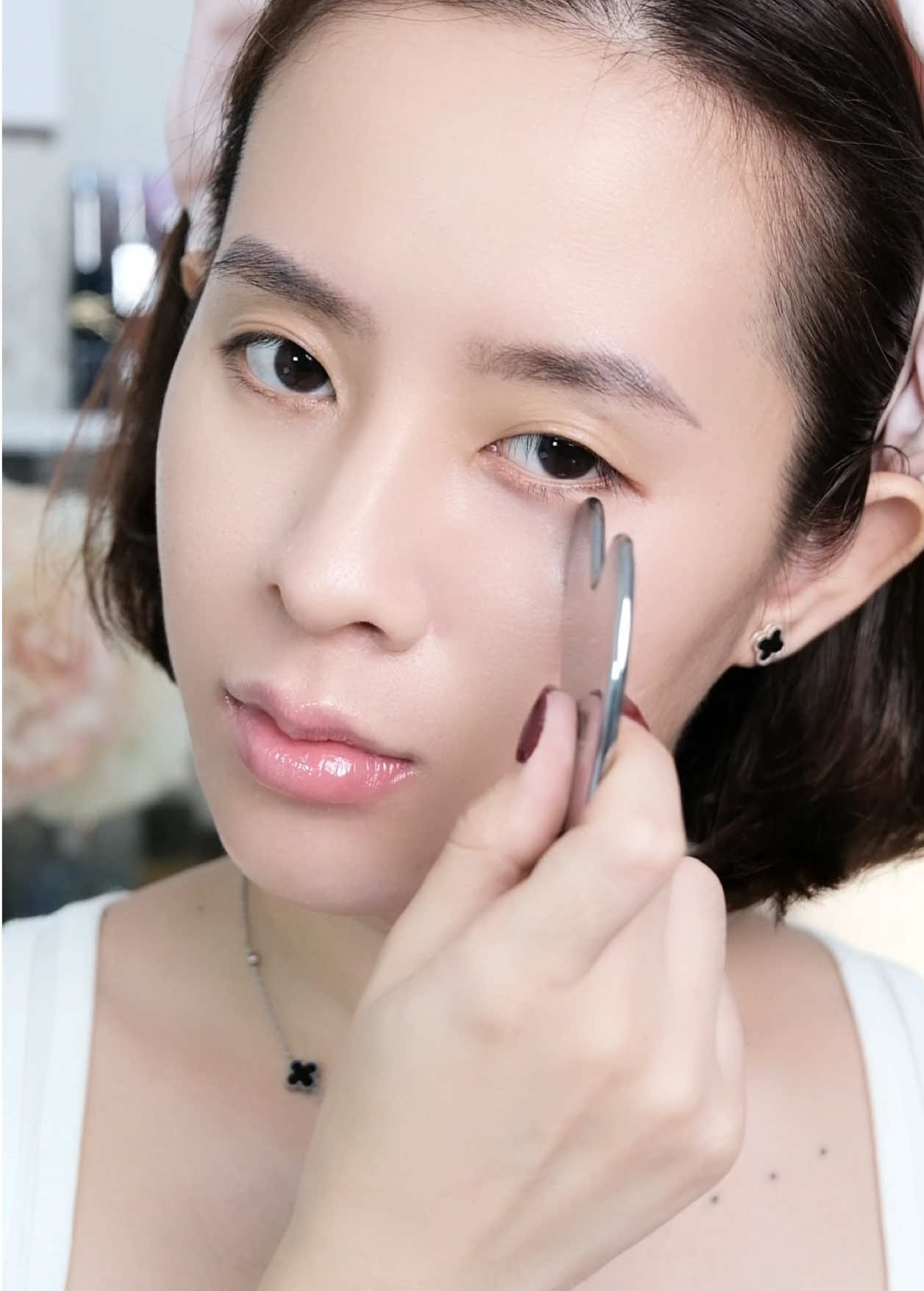 Vùng mắt chính là nơi phản ánh tuổi tác rõ nhất nên phải chăm kĩ nha #BOMSkincare #skincarecungBOM #bomskin #vulaci #peptidepower 