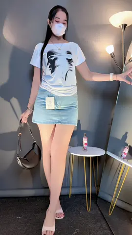 rekomendasi kaos cantik pol bahan adem tebel serap keringat bener2 halus anti gagal chekout skrg juga 🔥🥰🤗#rekomendasi #kaos #fyp #fyppppppppppppppppppppppp 