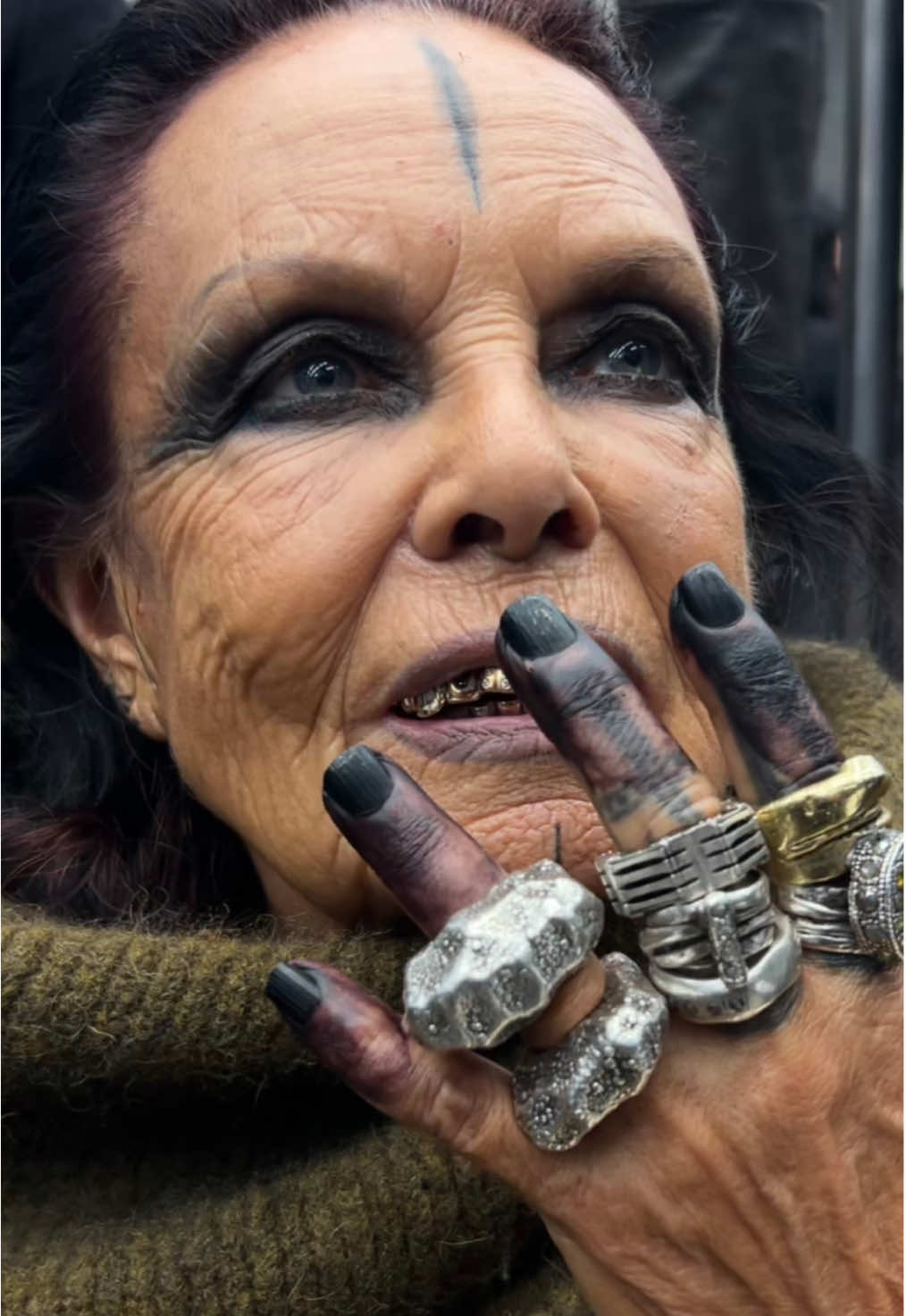 @ASTERISK ring proposed to michele lamy and she said yes im sorry @RICK OWENS ONLINE  #rickowens #michelelamy #mommy 