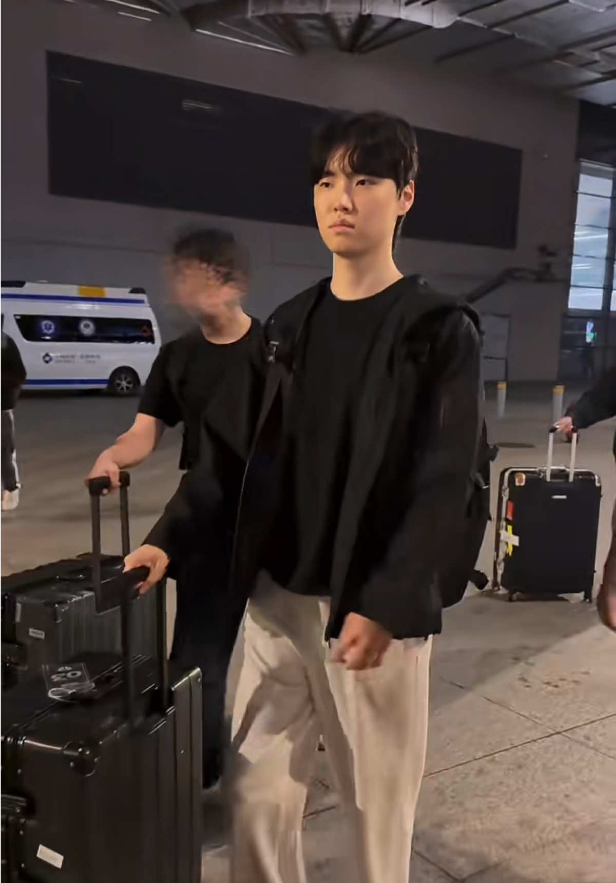 Đến Thượng Hải rồi #chovy #jeongjihoon #geng 