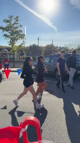 Happy Fall 🐈‍⬛ #5k #Running #halloween #fitnesstok 