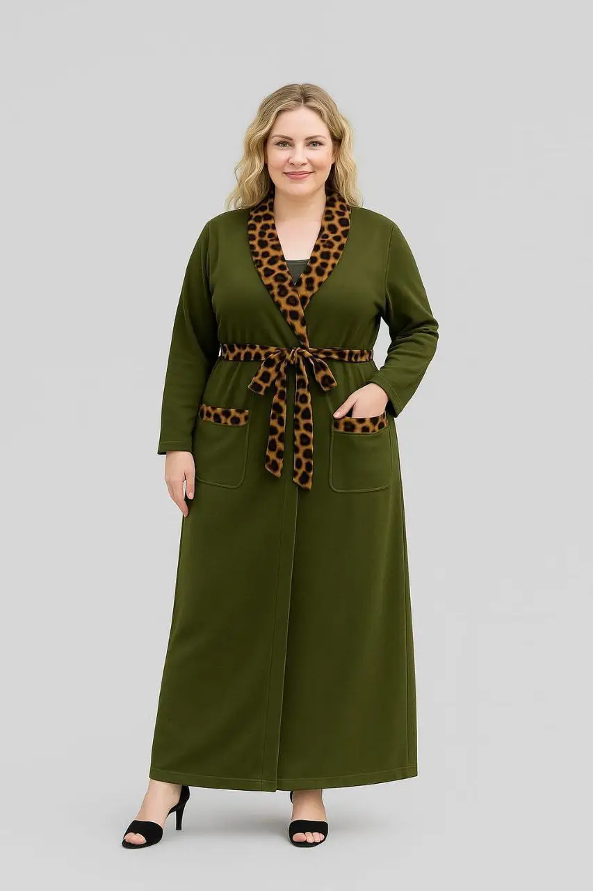 🌸 كوني دومآ متألقه 🌸 أجمل الموديلات الشتائية 🙂❄️ توفر روب بحزام منفصل نقشة جلد النمر 🌟 روب خامة القماش قديفة ناشف وناعم فوول ليكرااا يجنن باللبس عالفحص 😍 القياسات .L.XL.XXL. ✔️ 🚘 يوجد خدمة توصيل لجميع محافظات العراق ٤ الاف 🚘