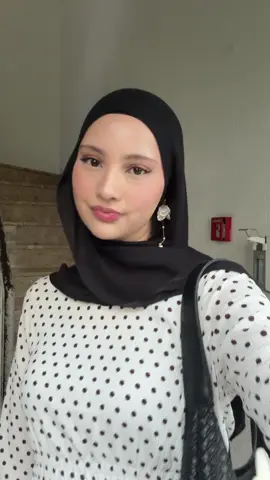 long time no see                                        #OOTD #ootdhijab #polkadot #modest #hijabstyle 