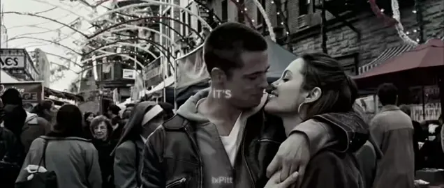 its me and my girlfriend ❤️‍🔥 #bradpitt #angelinajolie #mrandmrssmith #Love #alwayssmile 