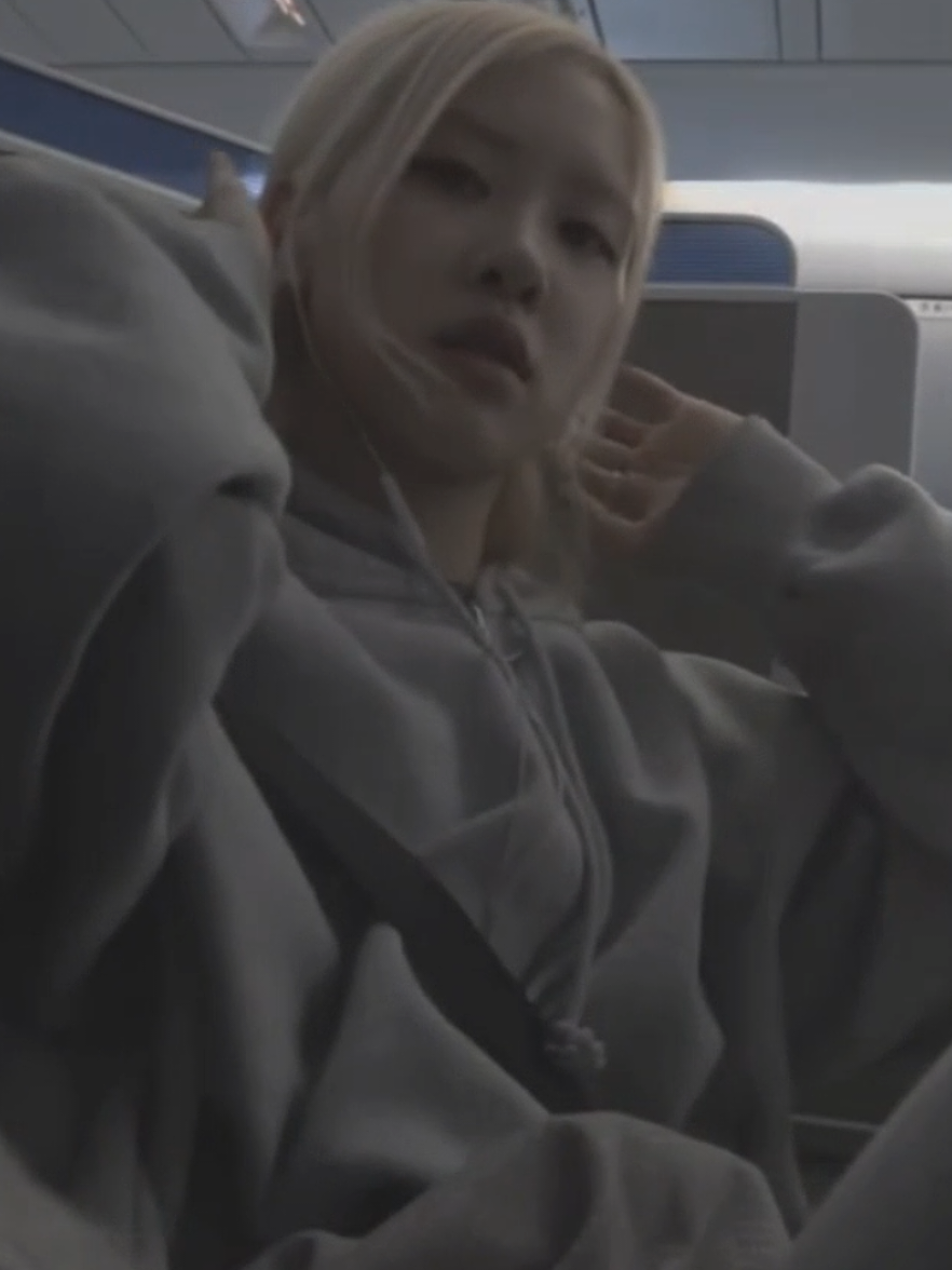 nasil olmus bacim bi yorumlarda yazin | rose kamera arkasi fancam - #Kpop #aburcuburstars⭐ #fyp #fancam #cloudfsncam 