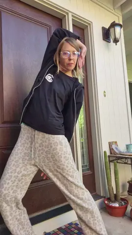 Replying to @daja.vo #dancingthroughchronicpain #princesspancakes 