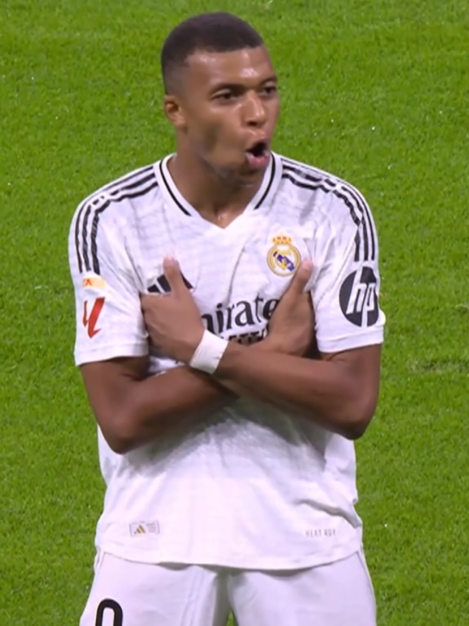 #ريال_مدريد🇪🇦💪 #كليان_مبابي🇨🇵 #فينيسيوس♥️🇧🇷 #ملوك_اوروبا👑 