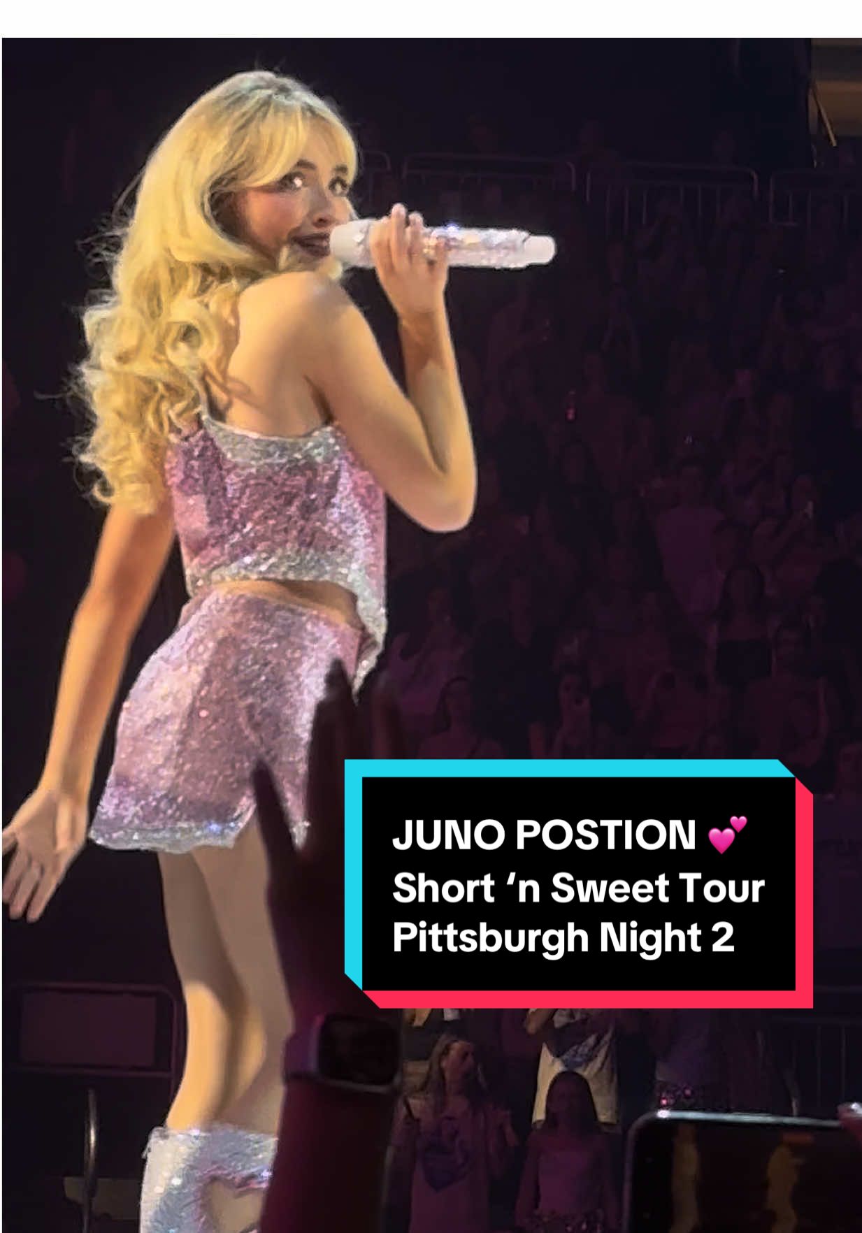 have you ever tried this one?? 💝 juno position, short ‘n sweet tour, pittsburgh n2 @Sabrina Carpenter @Team Sabrina #juno #shortnsweet #shortnsweettour 